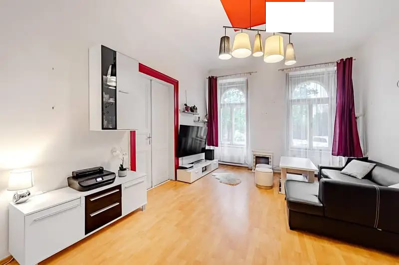 Krásný a prostorný byt 3+1 ve Slezské ulici na Vinohradech!